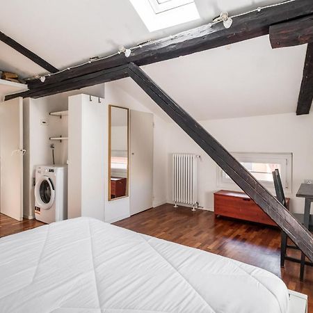 La Mansarda Di Via Zamboni By Wonderful Italy Apartment Болоня Екстериор снимка
