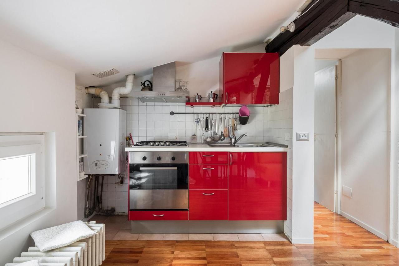 La Mansarda Di Via Zamboni By Wonderful Italy Apartment Болоня Екстериор снимка